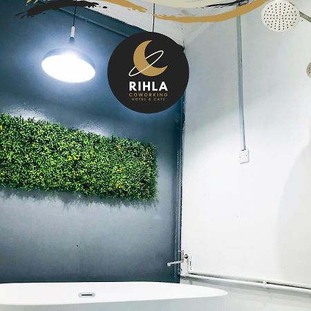 Hostel Rihla Dataran Tengah Gua Musang Exterior foto