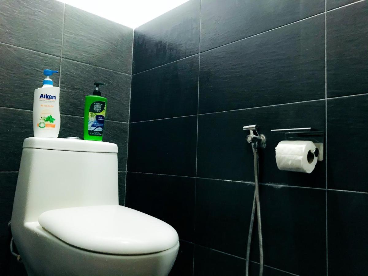 Hostel Rihla Dataran Tengah Gua Musang Exterior foto