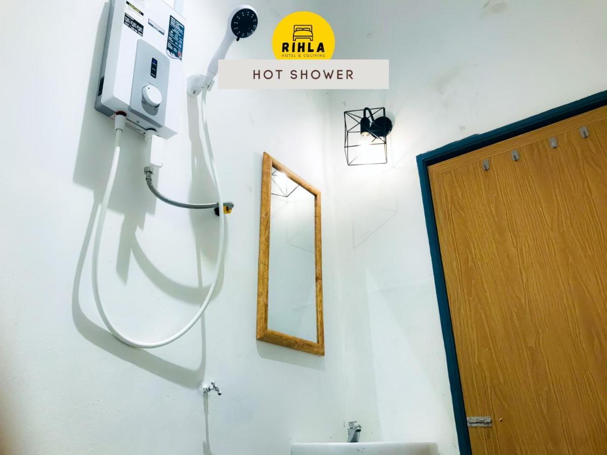 Hostel Rihla Dataran Tengah Gua Musang Exterior foto